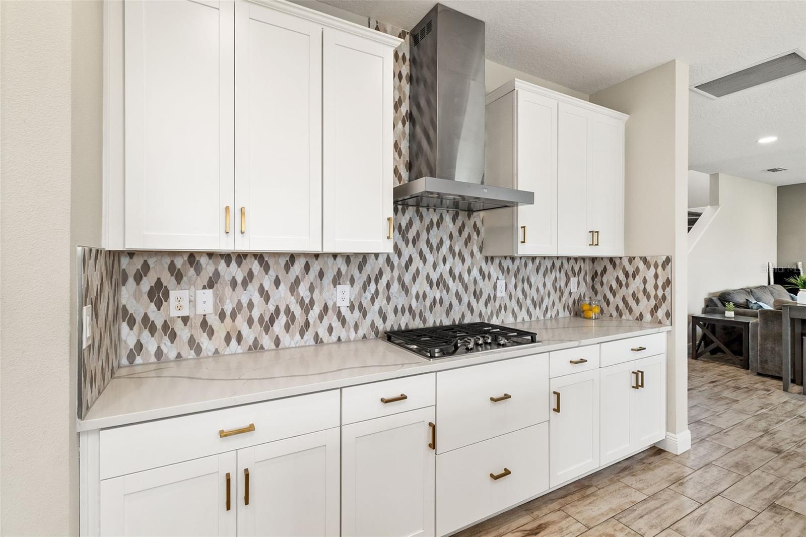 Image 7 of 49 For 12617 Oak Hill Way