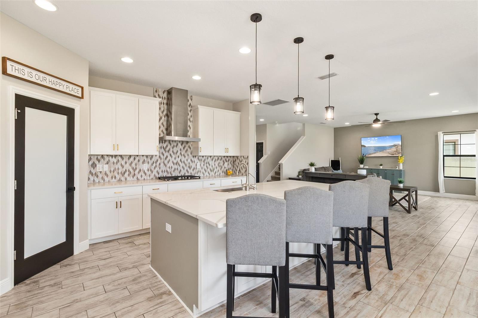 Image 9 of 49 For 12617 Oak Hill Way