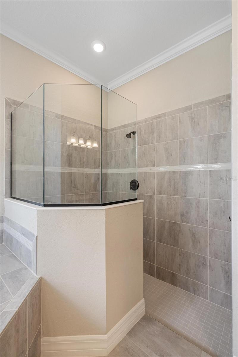 Image 21 of 75 For 20443 Cristoforo Place