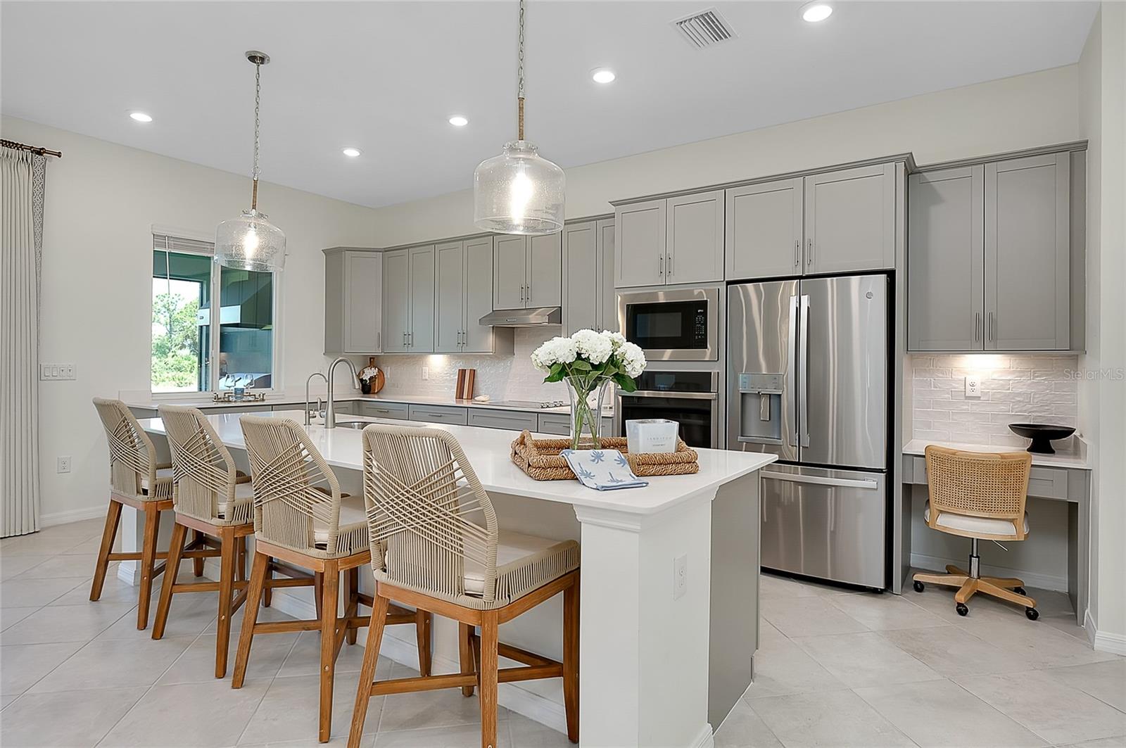 Image 14 of 73 For 17525 Jadestone Court
