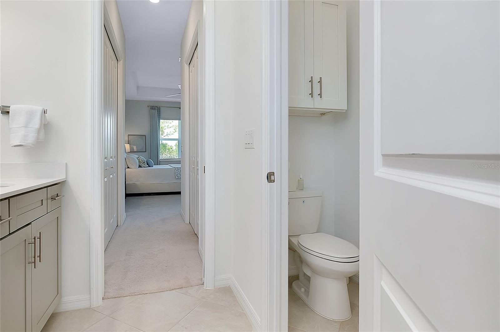 Image 32 of 73 For 17525 Jadestone Court