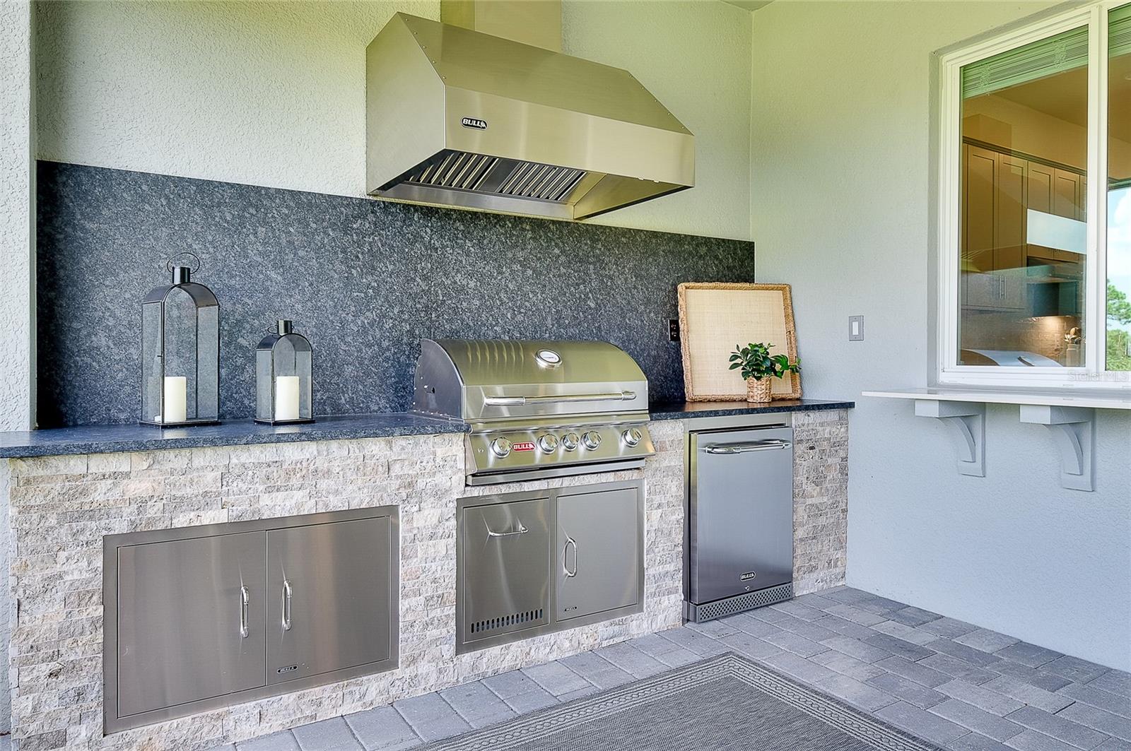 Image 43 of 73 For 17525 Jadestone Court