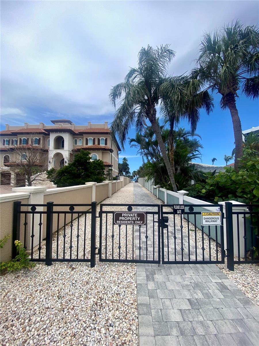 Image 2 of 44 For 16 Gulf Manor Drive