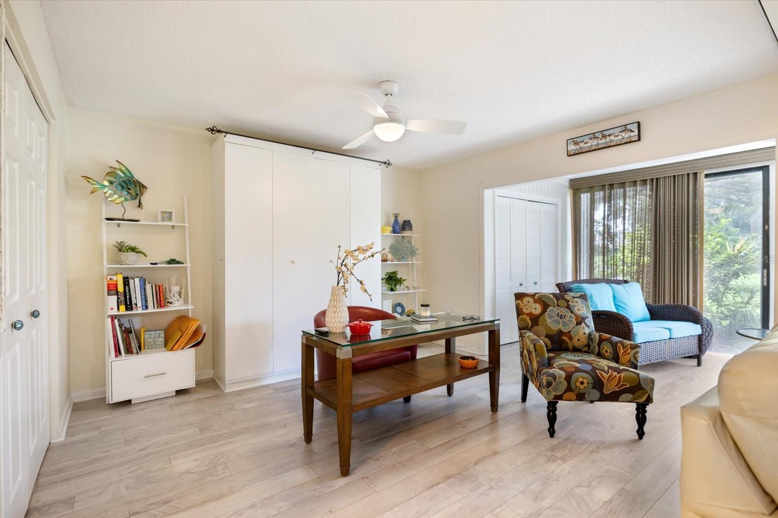 Image 16 of 42 For 864 Bird Bay Way 195