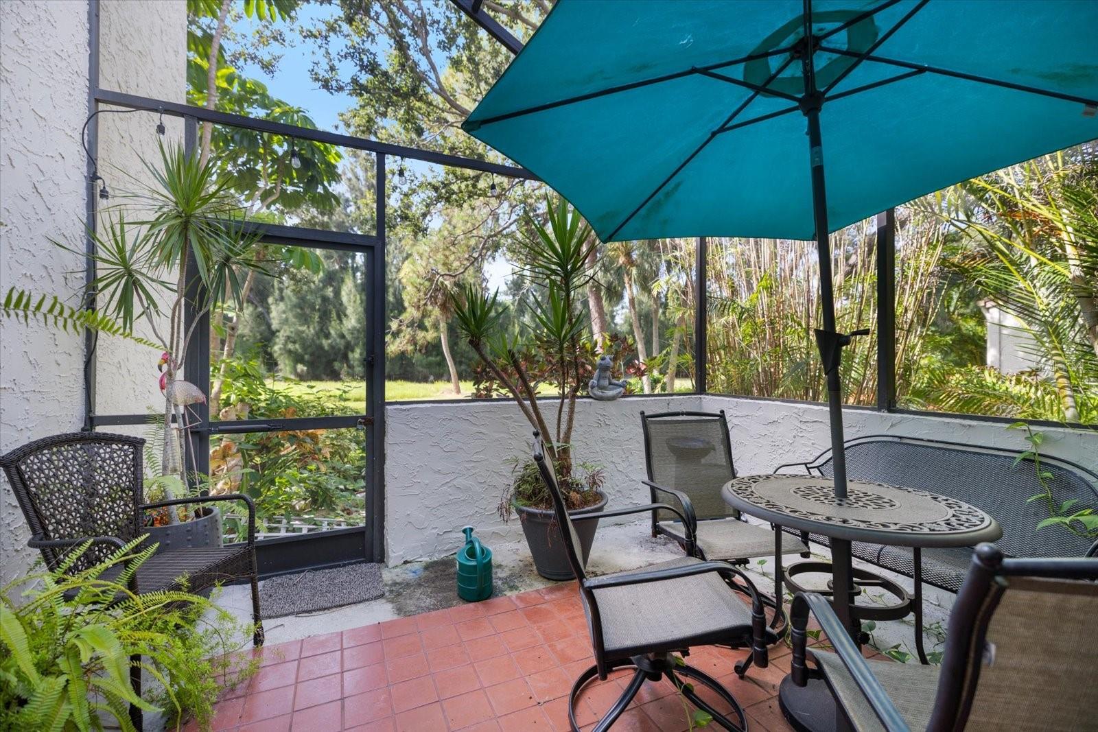 Image 21 of 42 For 864 Bird Bay Way 195
