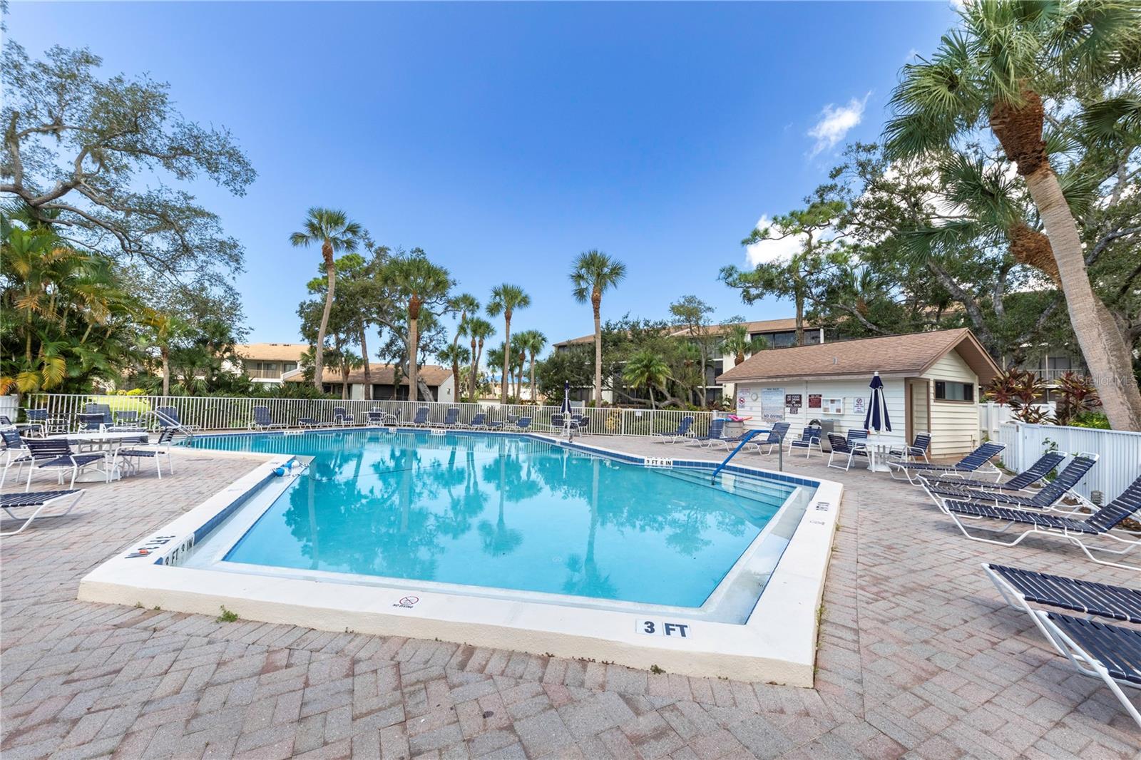 Image 41 of 42 For 864 Bird Bay Way 195