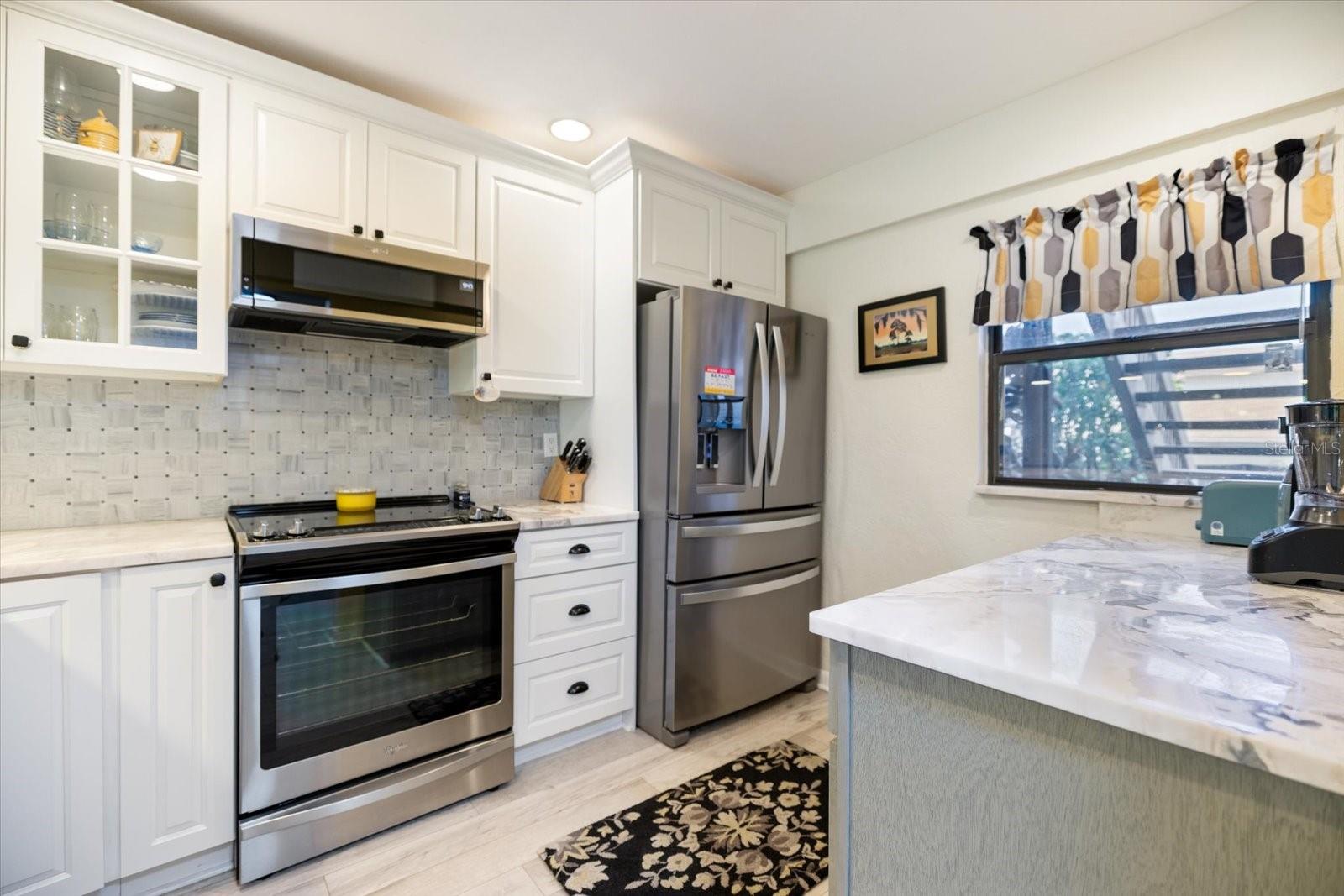 Image 8 of 42 For 864 Bird Bay Way 195