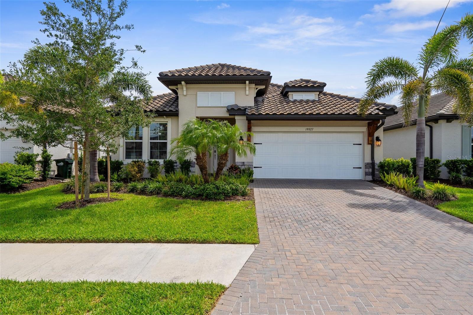 Details for 19927 Bridgetown Loop, VENICE, FL 34293