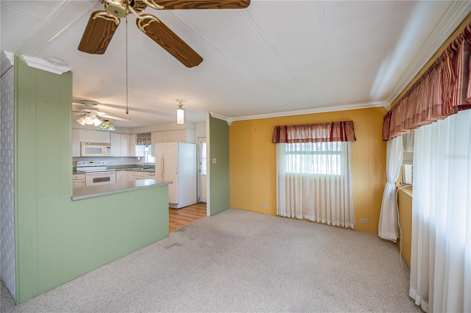 Image 11 of 54 For 527 Walnut Circle