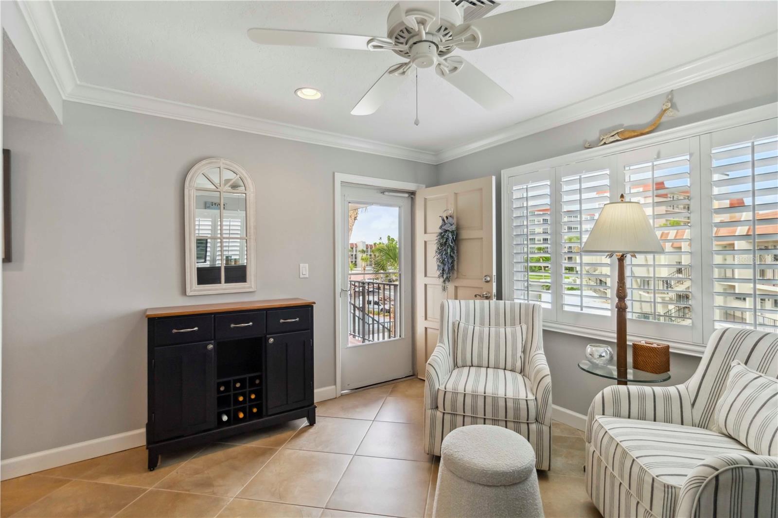 Image 12 of 61 For 250 Santa Maria Street 314