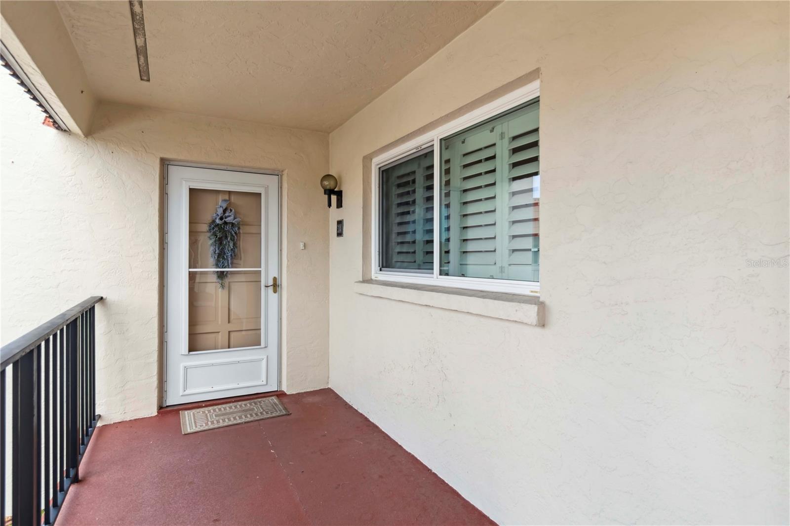 Image 3 of 61 For 250 Santa Maria Street 314