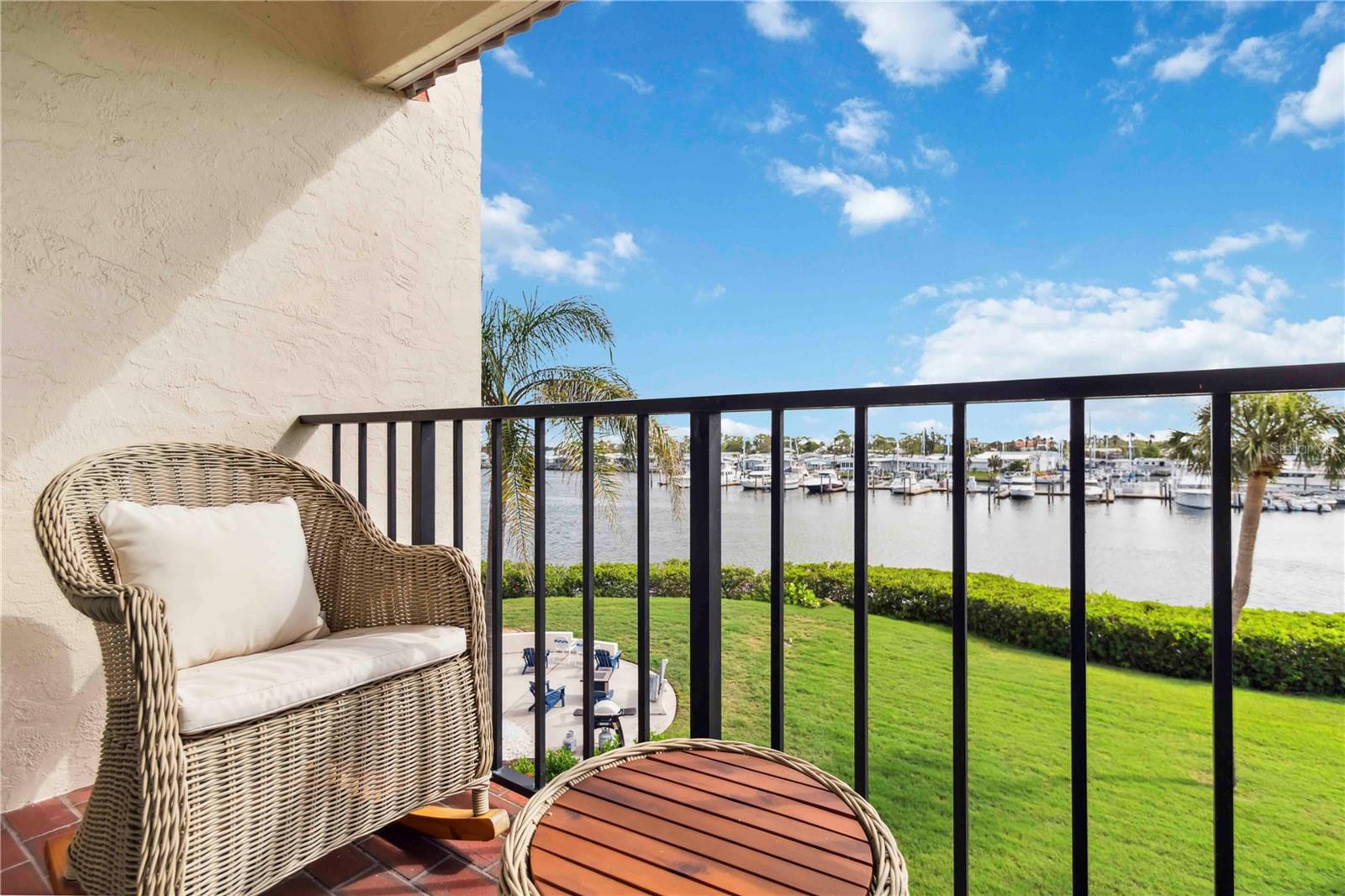 Image 37 of 61 For 250 Santa Maria Street 314