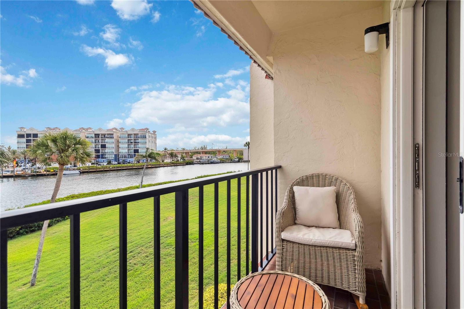Image 39 of 61 For 250 Santa Maria Street 314