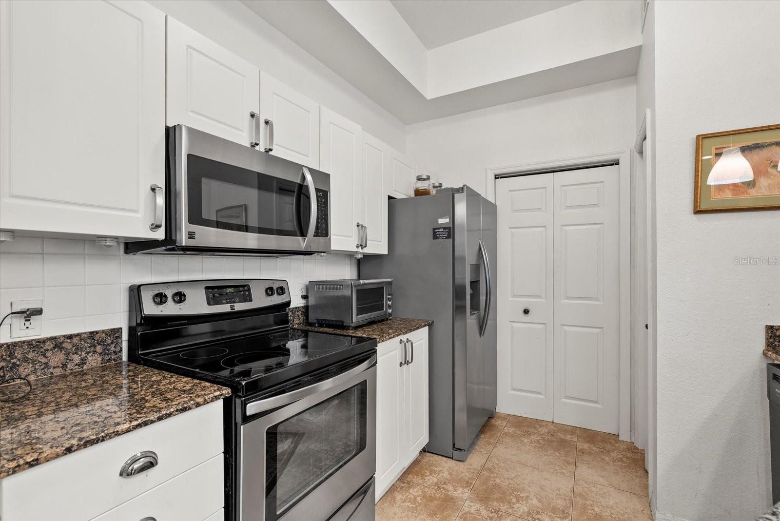 Image 11 of 31 For 5134 Northridge Road 303
