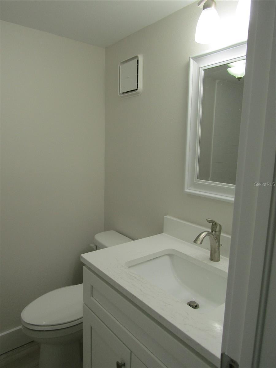 Image 12 of 29 For 999 Inlet Circle D101