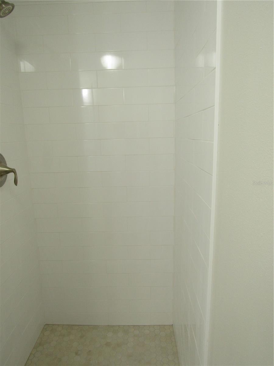 Image 13 of 29 For 999 Inlet Circle D101