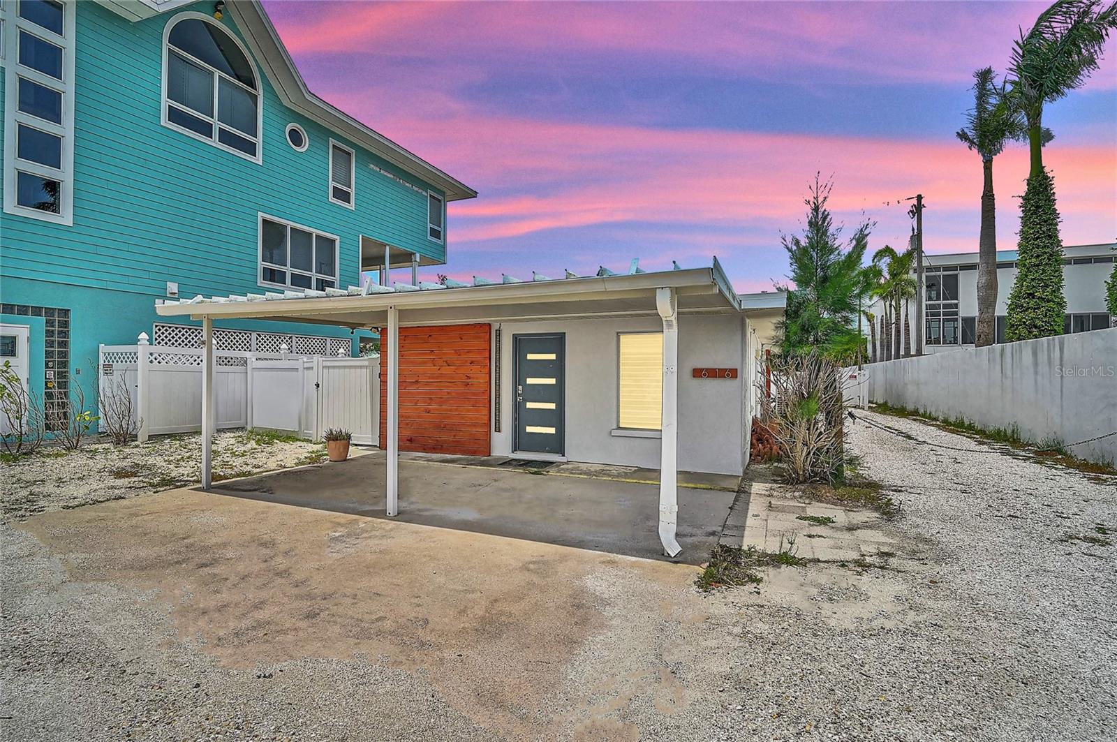 Image 2 of 29 For 616 Casey Key Road