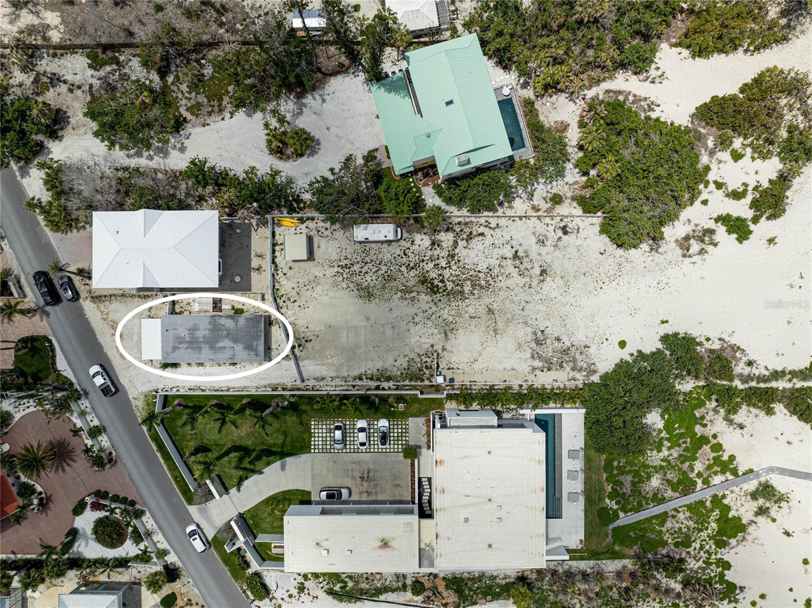 Image 22 of 29 For 616 Casey Key Road