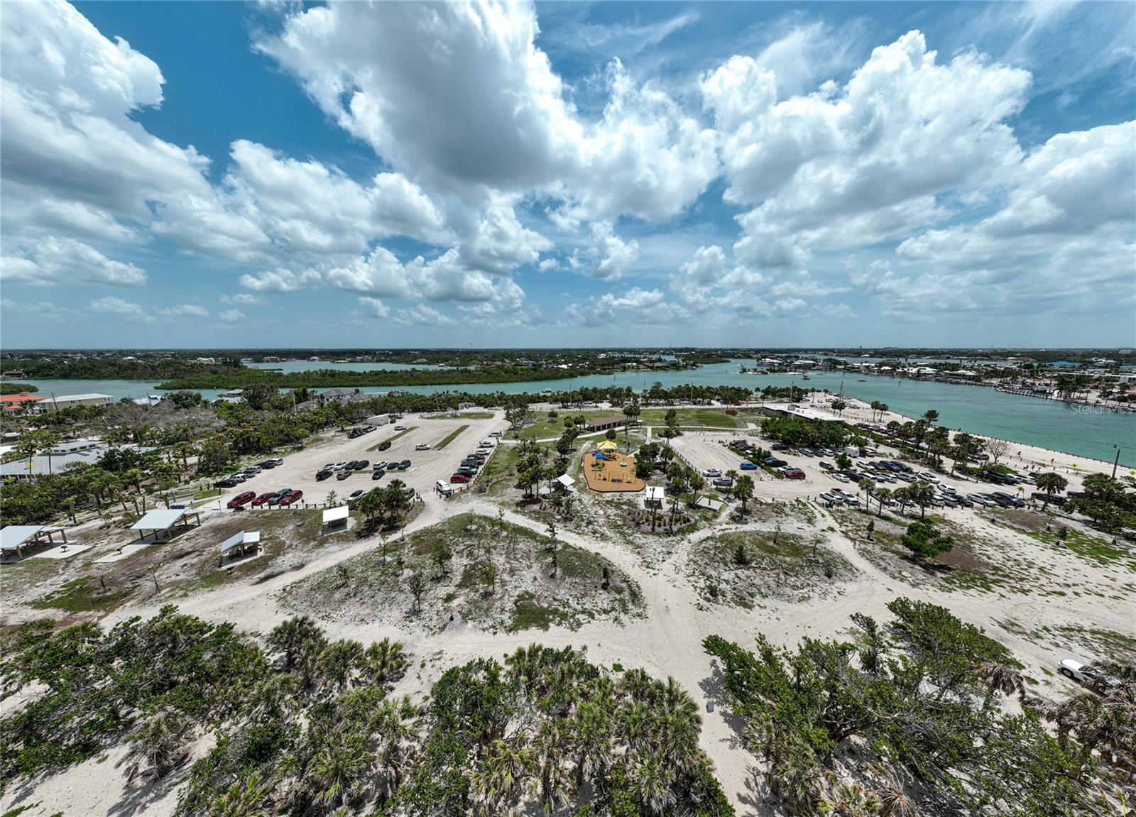 Image 25 of 29 For 616 Casey Key Road