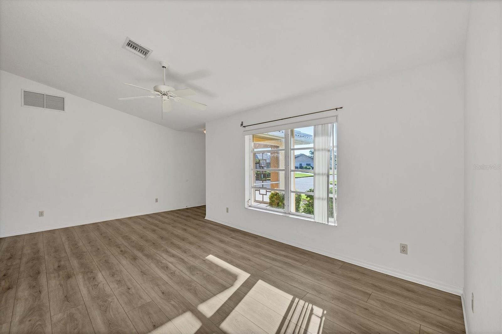 Image 13 of 44 For 1614 Quail Lake Dr