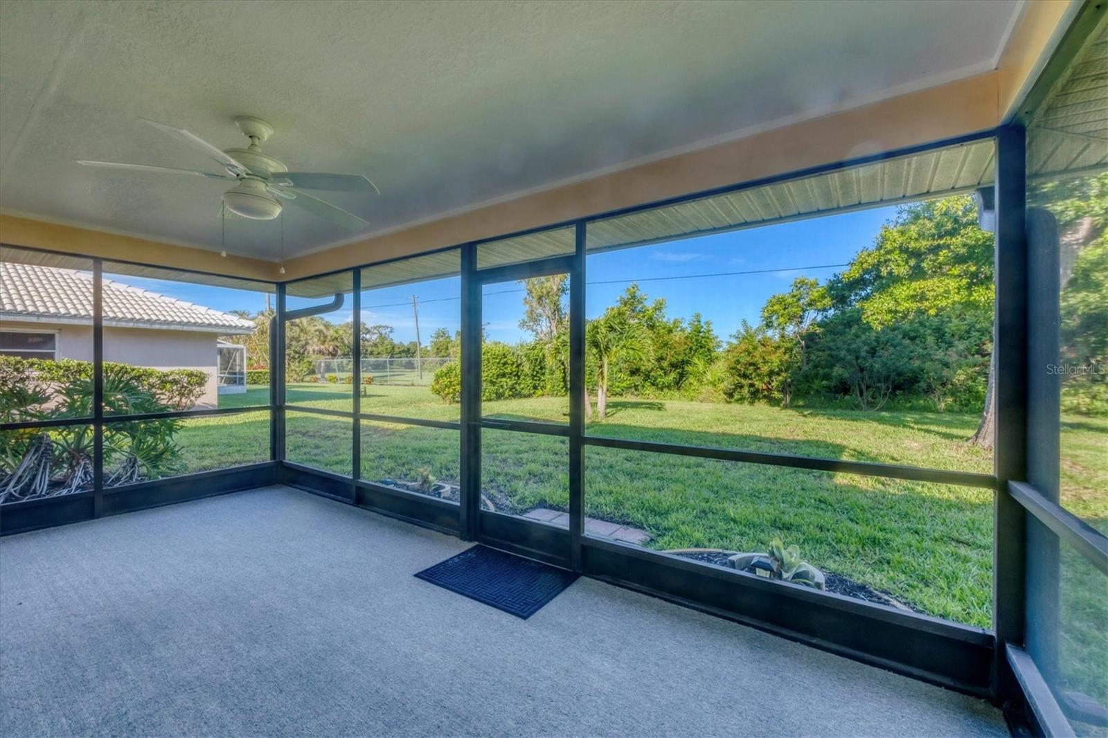 Image 4 of 44 For 1614 Quail Lake Dr