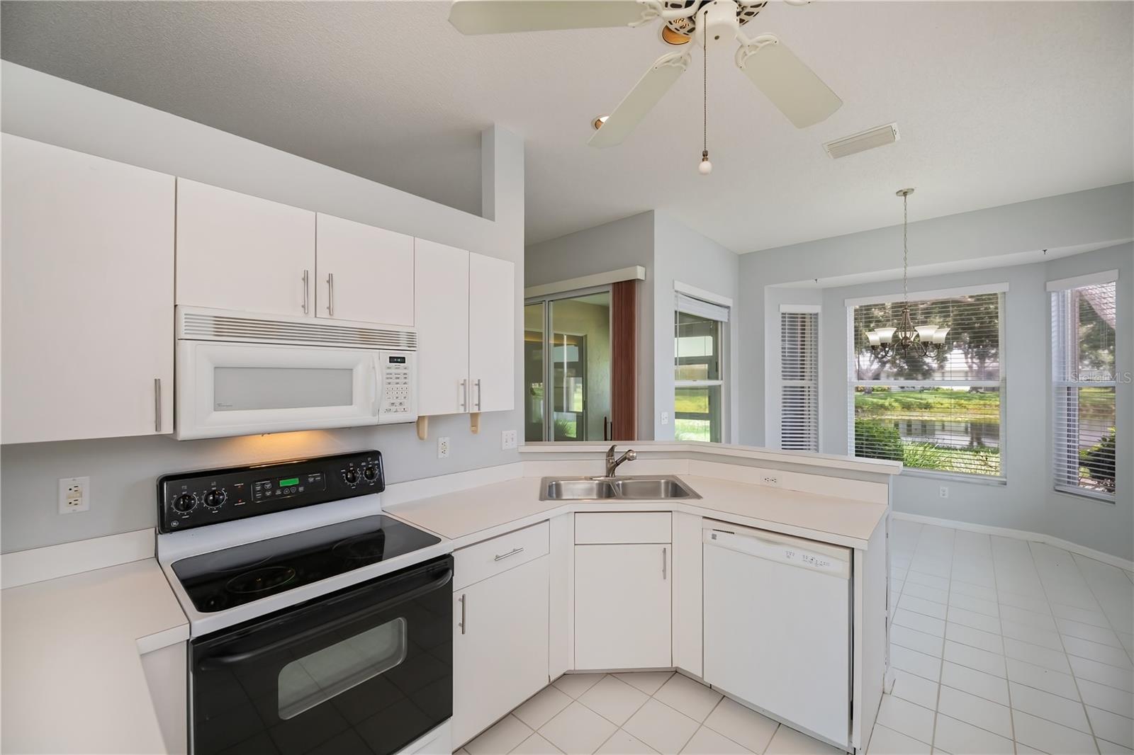 Image 17 of 72 For 519 Catalina Isles Circle
