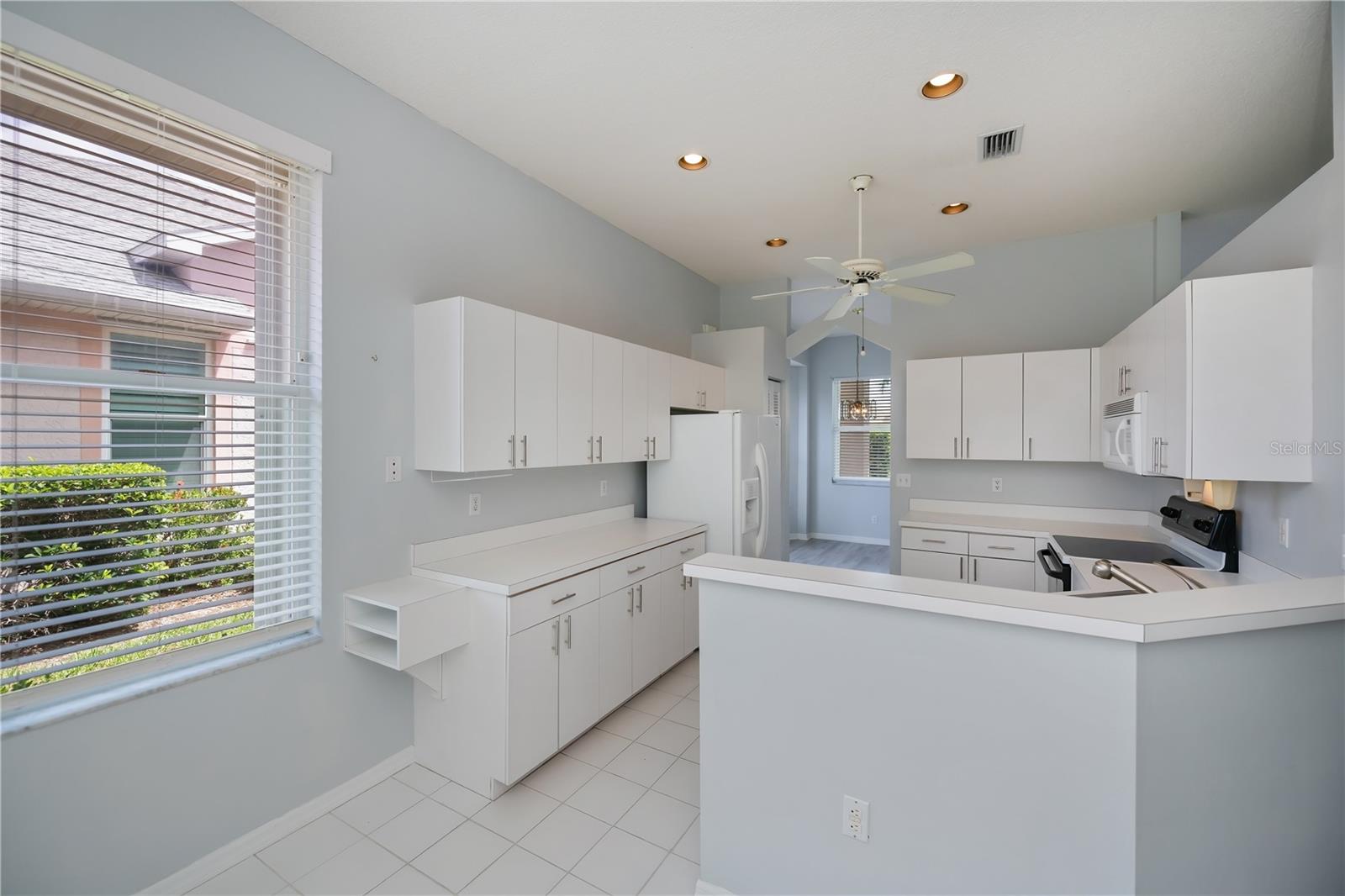 Image 19 of 72 For 519 Catalina Isles Circle