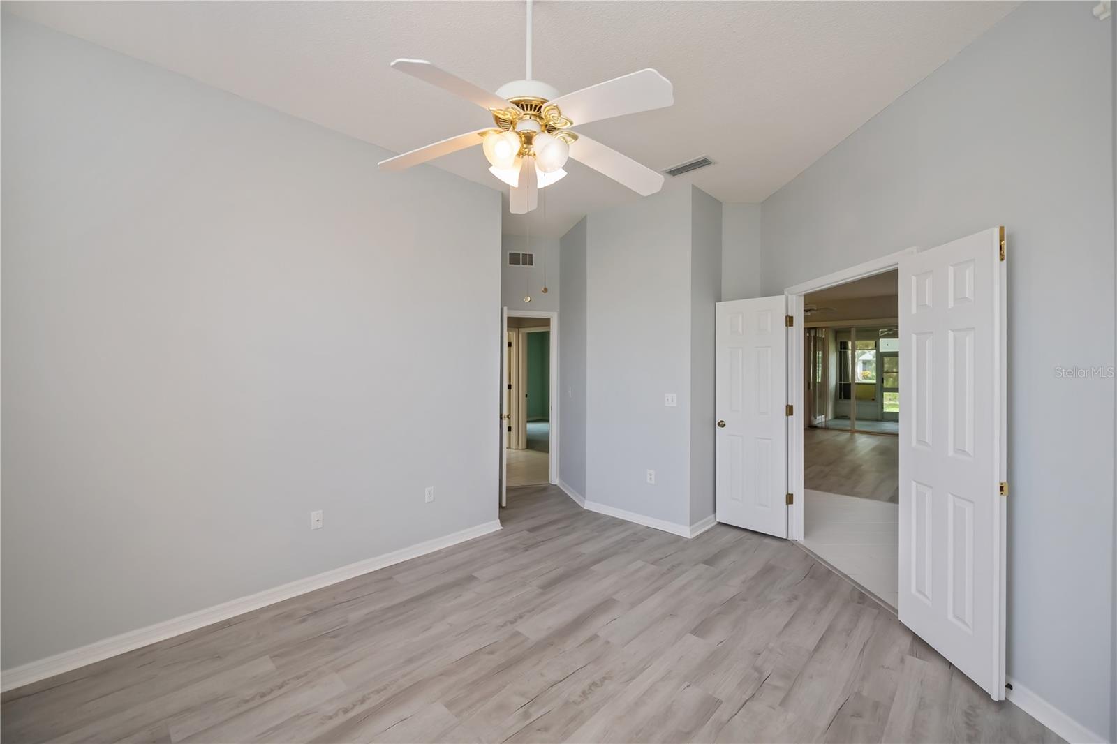 Image 22 of 72 For 519 Catalina Isles Circle