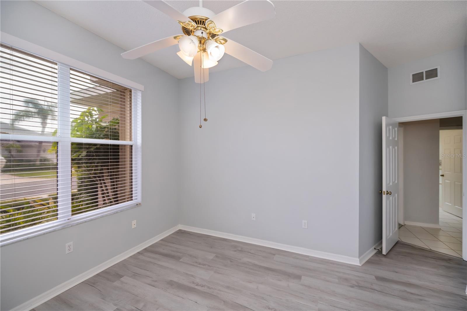 Image 23 of 72 For 519 Catalina Isles Circle