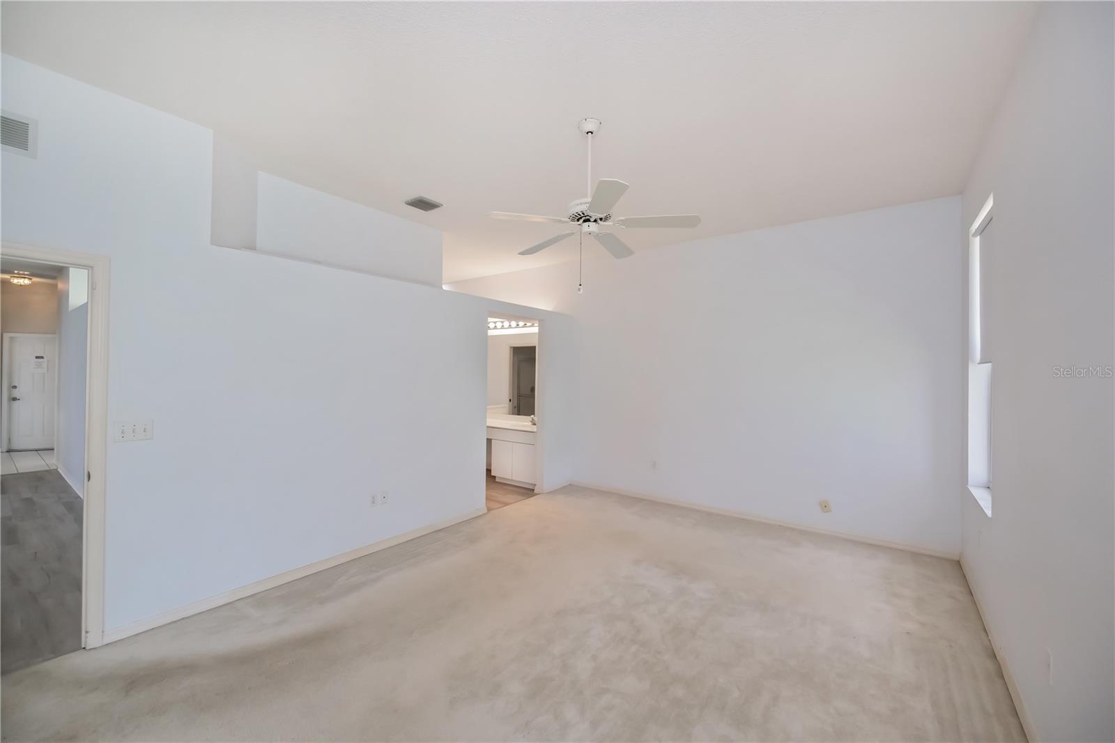 Image 27 of 72 For 519 Catalina Isles Circle