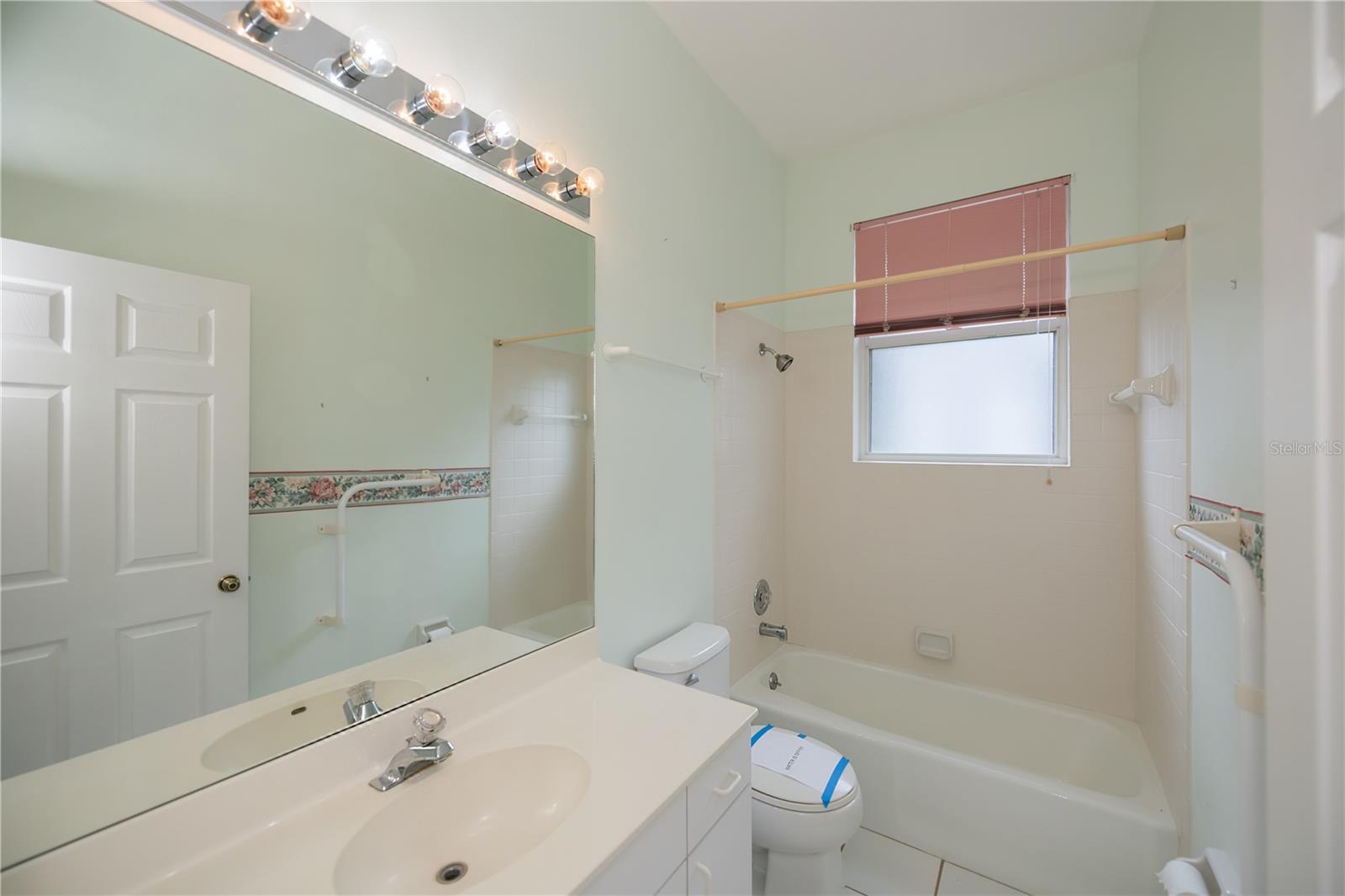 Image 38 of 72 For 519 Catalina Isles Circle