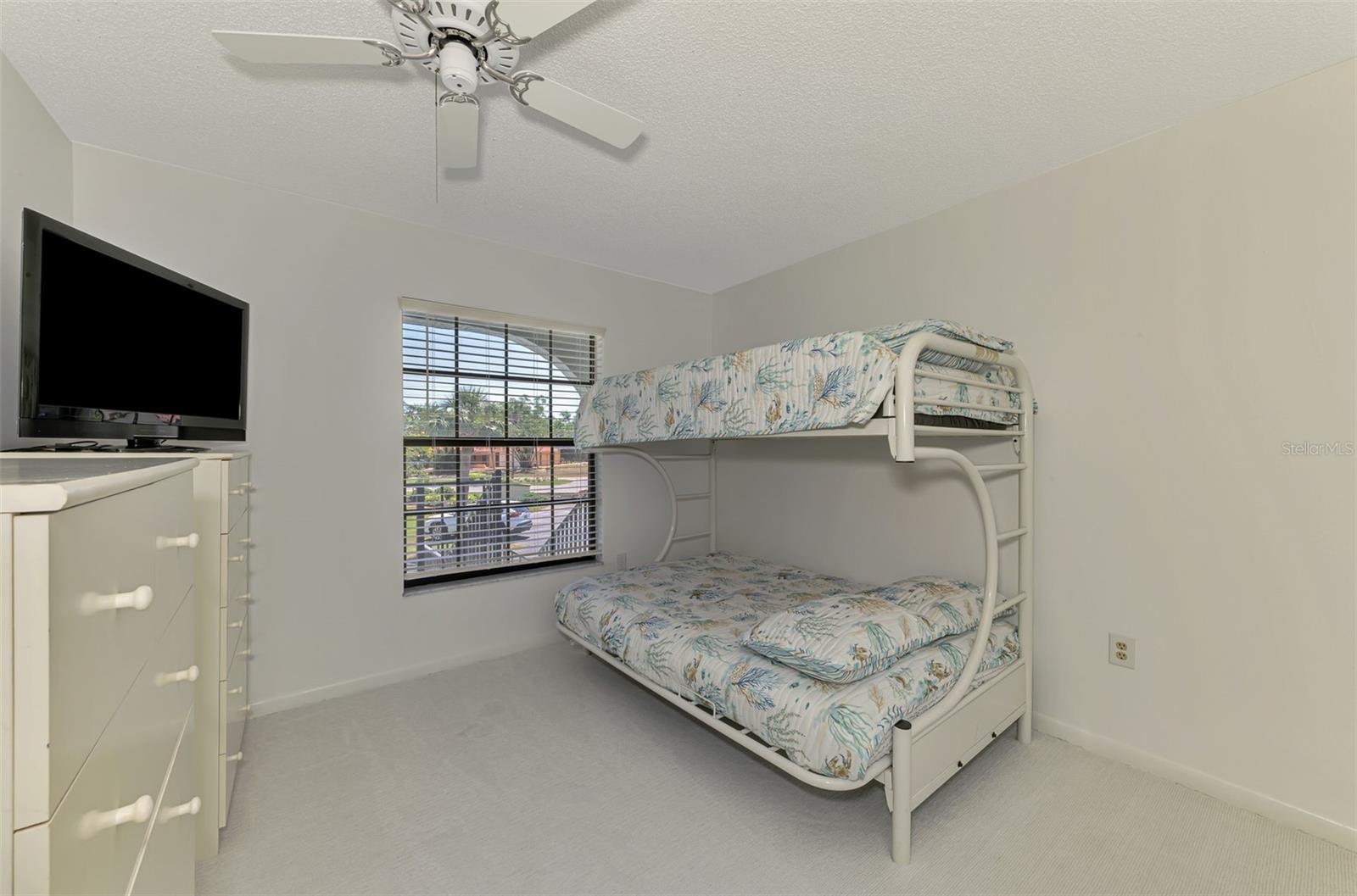 Image 29 of 42 For 150 Englewood Isles Parkway 505