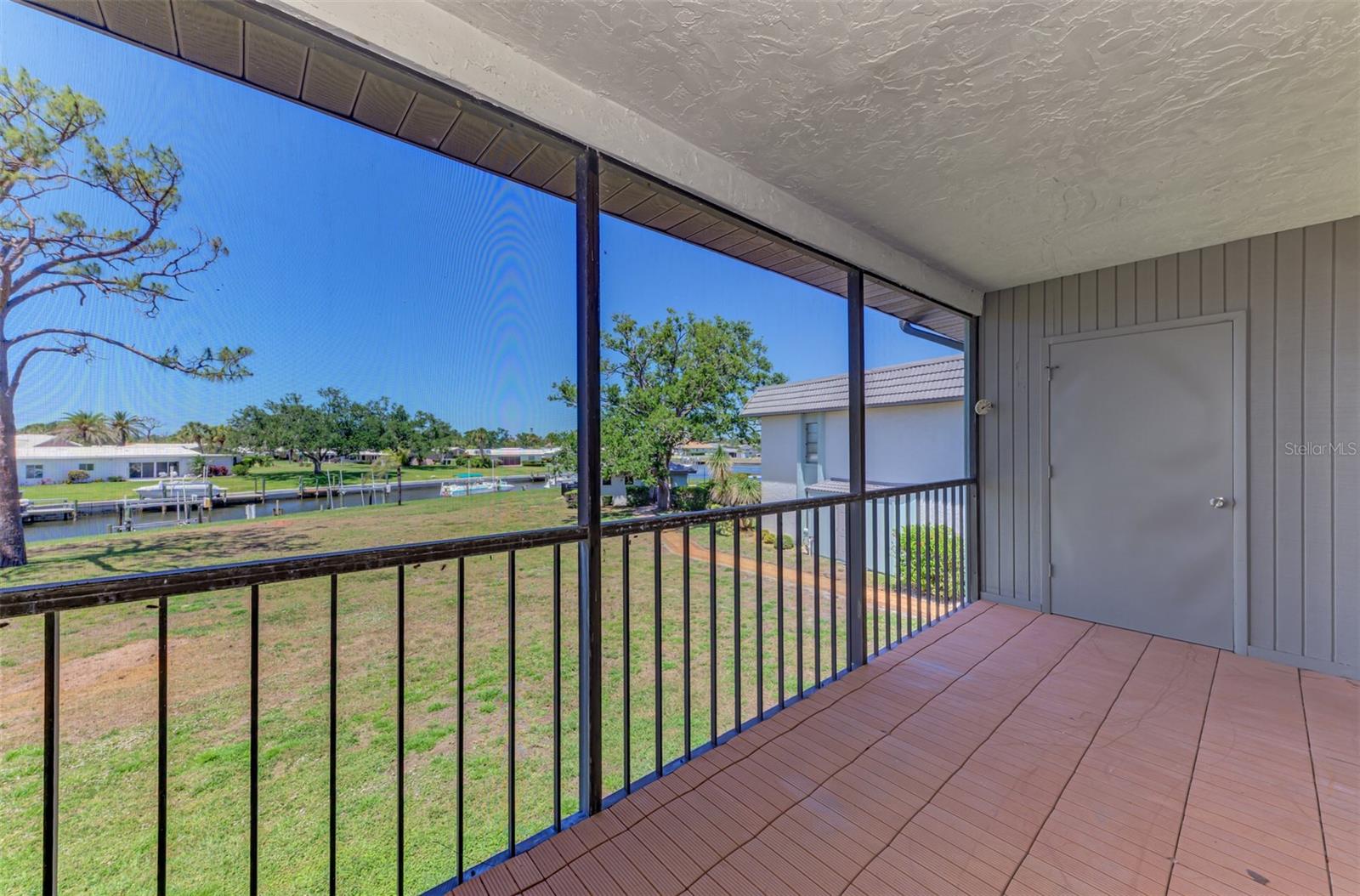 Image 31 of 42 For 150 Englewood Isles Parkway 505