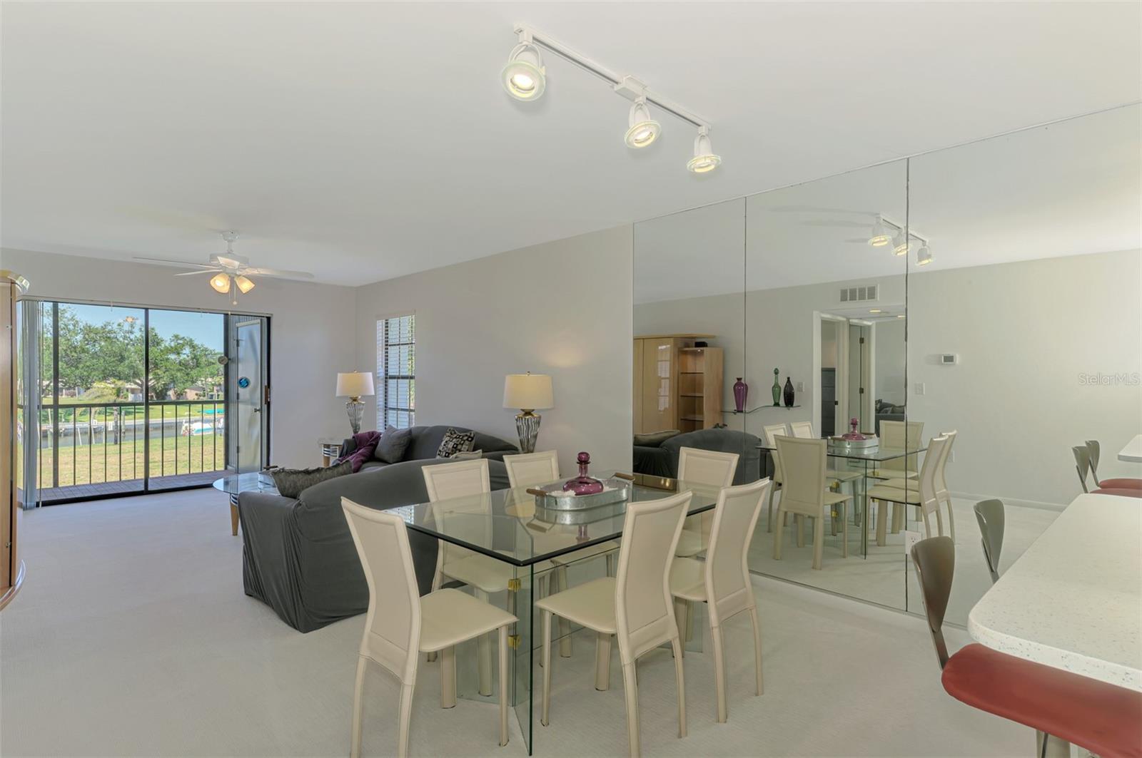 Image 8 of 42 For 150 Englewood Isles Parkway 505
