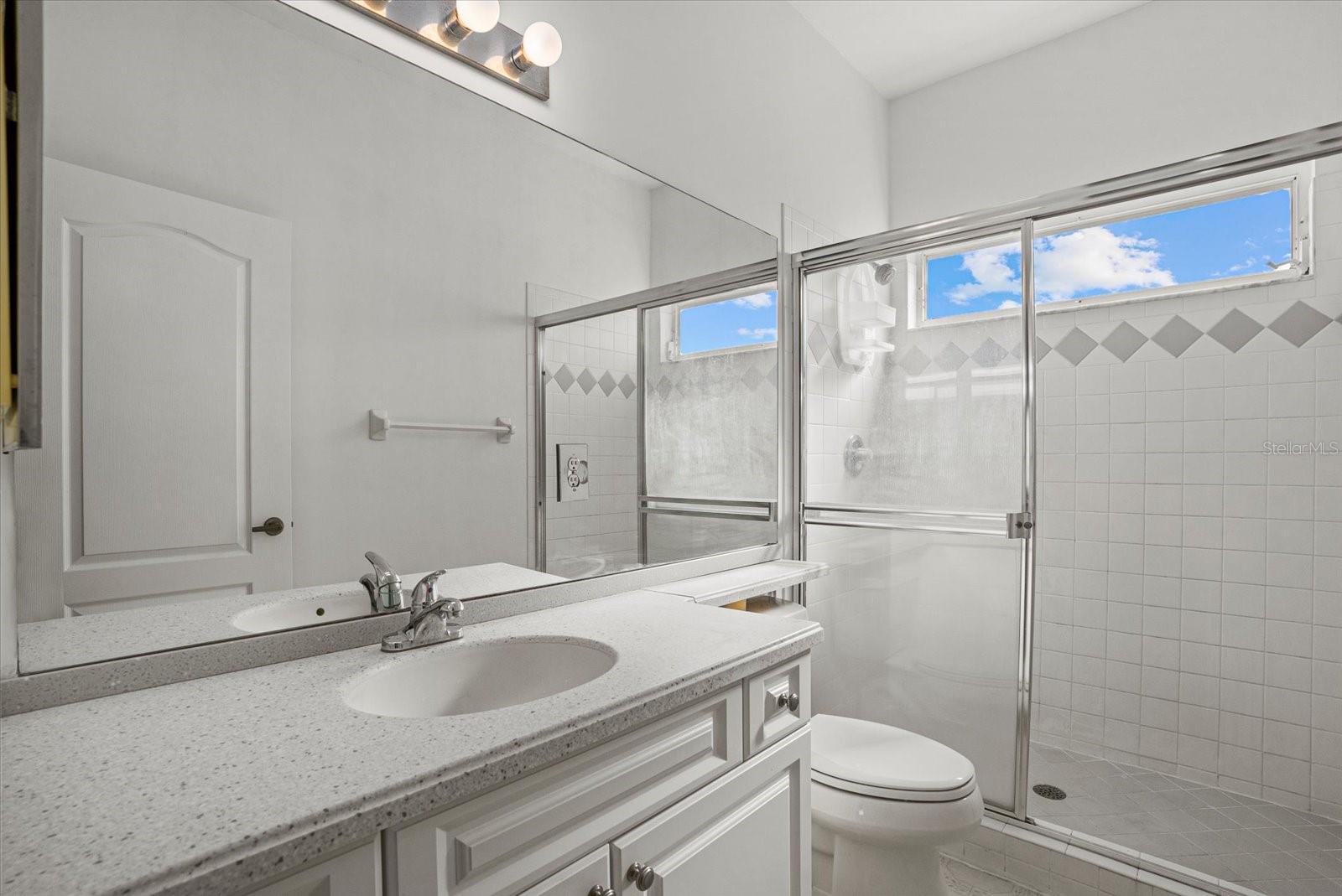 Image 25 of 50 For 9528 Knightsbridge Circle