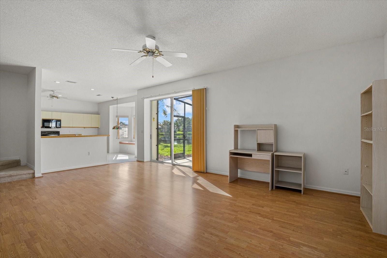 Image 6 of 50 For 9528 Knightsbridge Circle