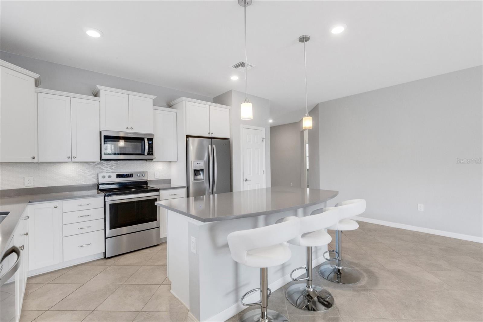 Image 12 of 45 For 2487 Marton Oak Boulevard