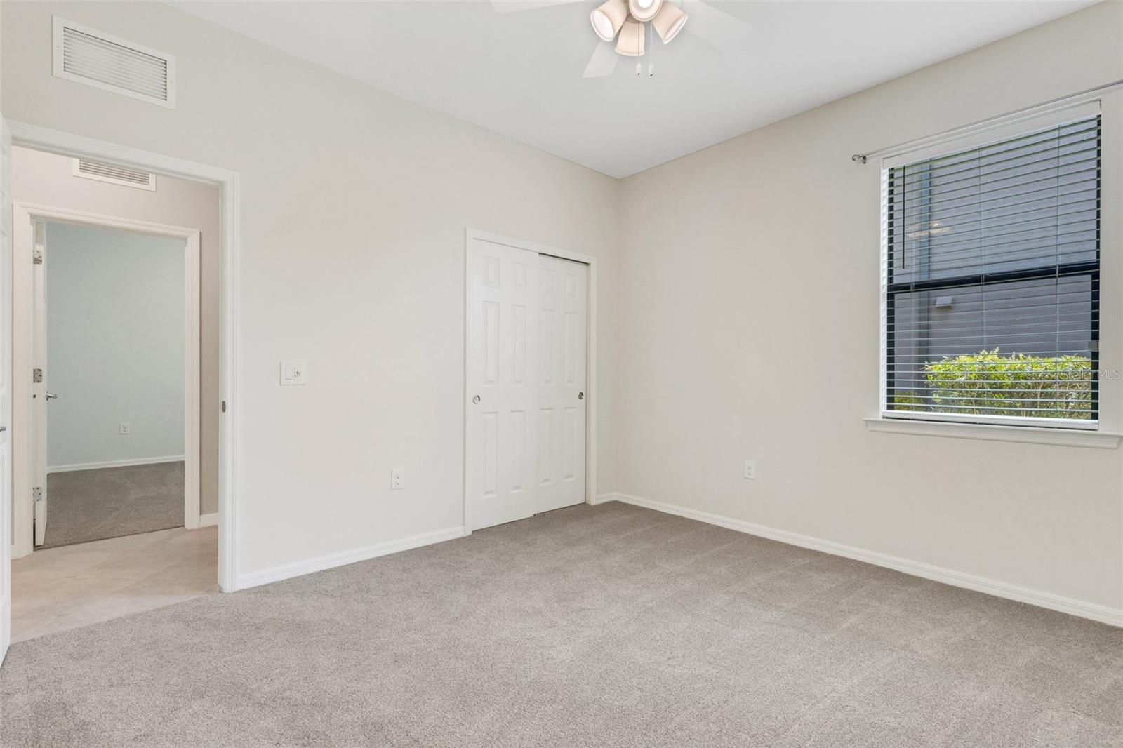 Image 28 of 45 For 2487 Marton Oak Boulevard