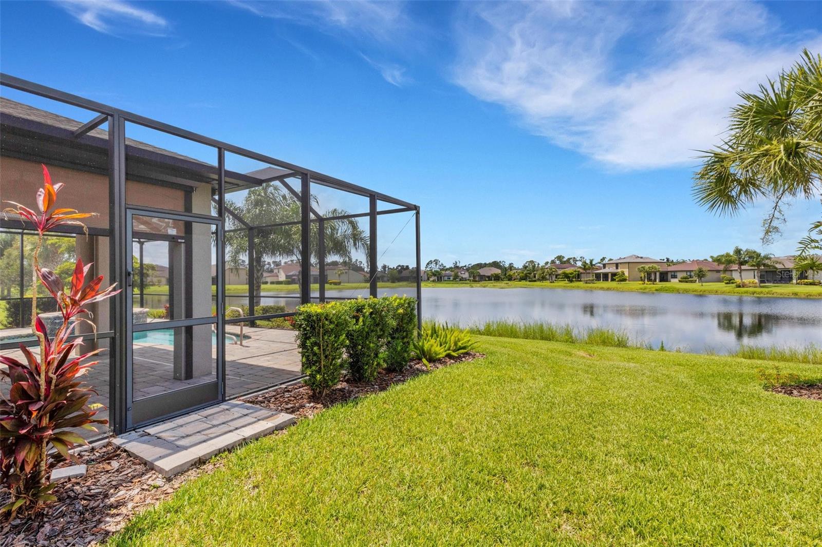 Image 37 of 45 For 2487 Marton Oak Boulevard