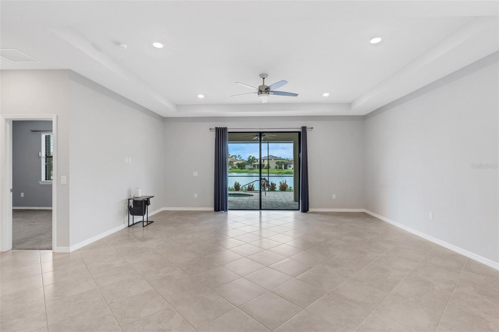Image 6 of 45 For 2487 Marton Oak Boulevard