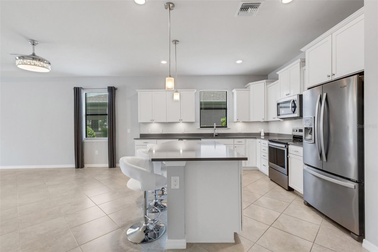 Image 9 of 45 For 2487 Marton Oak Boulevard