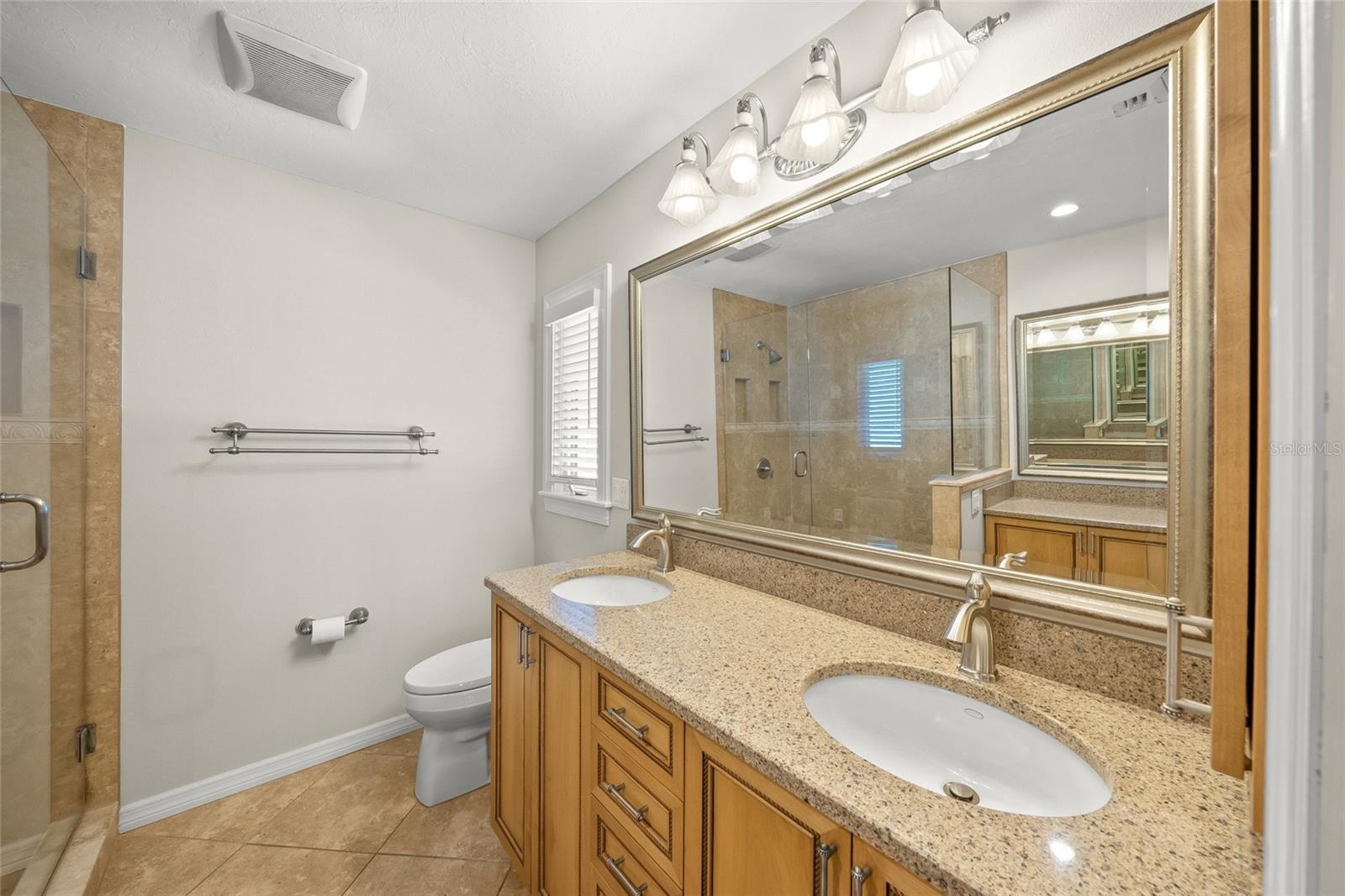 Image 23 of 64 For 931 Inlet Circle