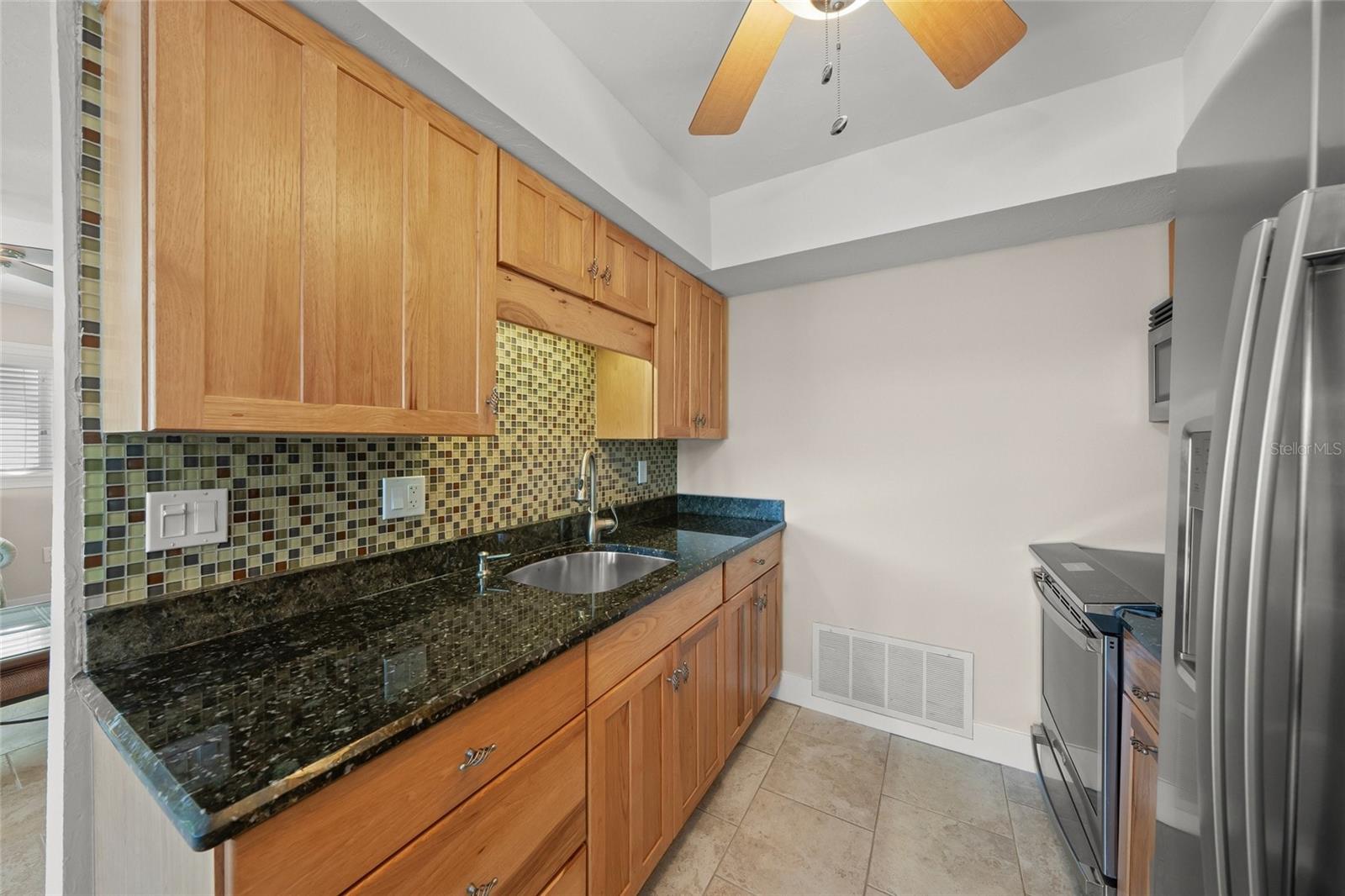 Image 33 of 64 For 931 Inlet Circle