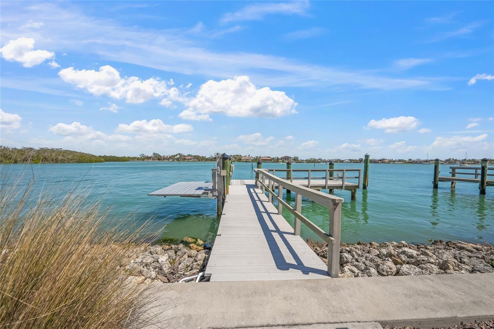 Image 40 of 64 For 931 Inlet Circle
