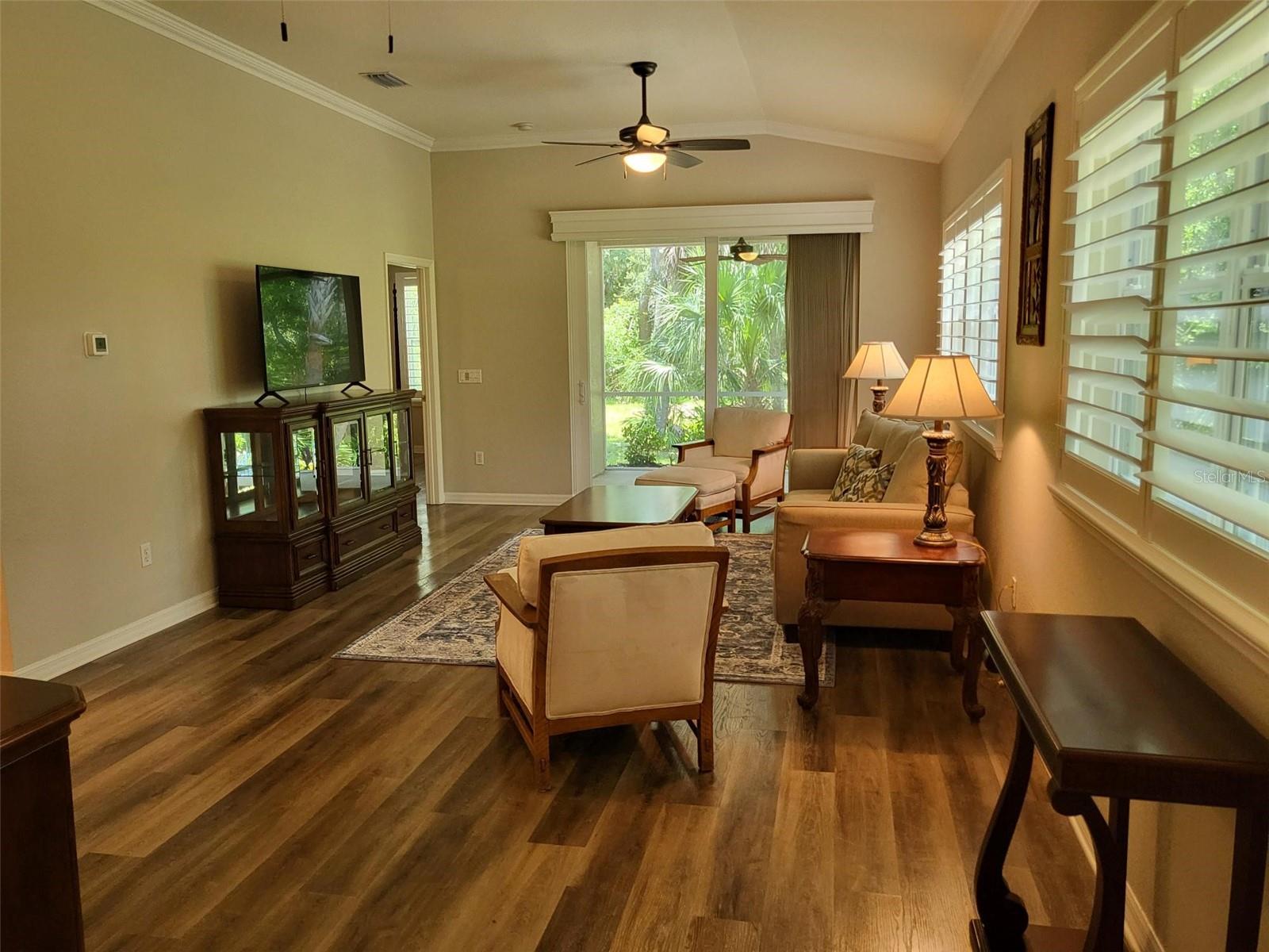 Image 4 of 43 For 201 Auburn Woods Circle