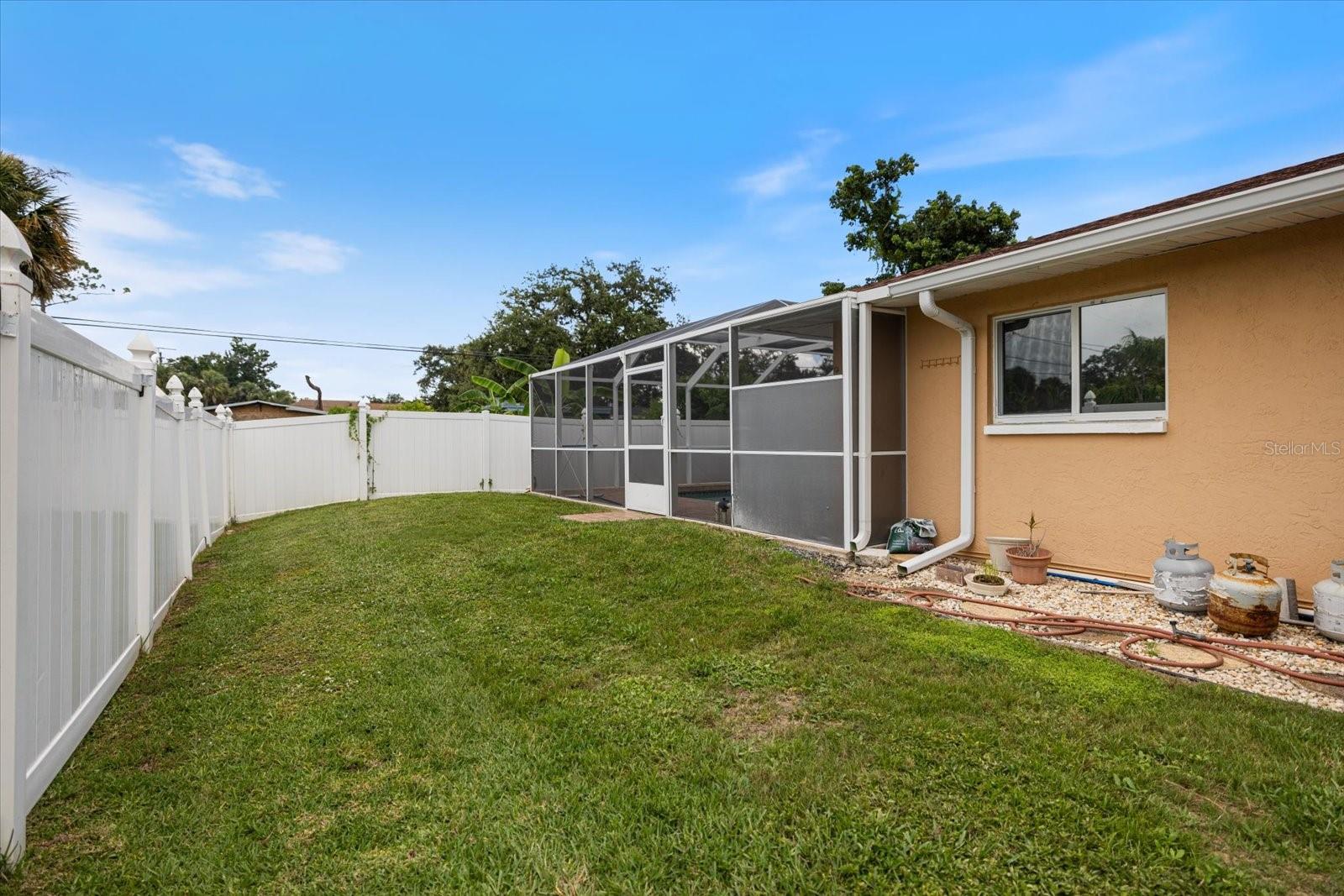 Image 33 of 41 For 2941 Datura Road