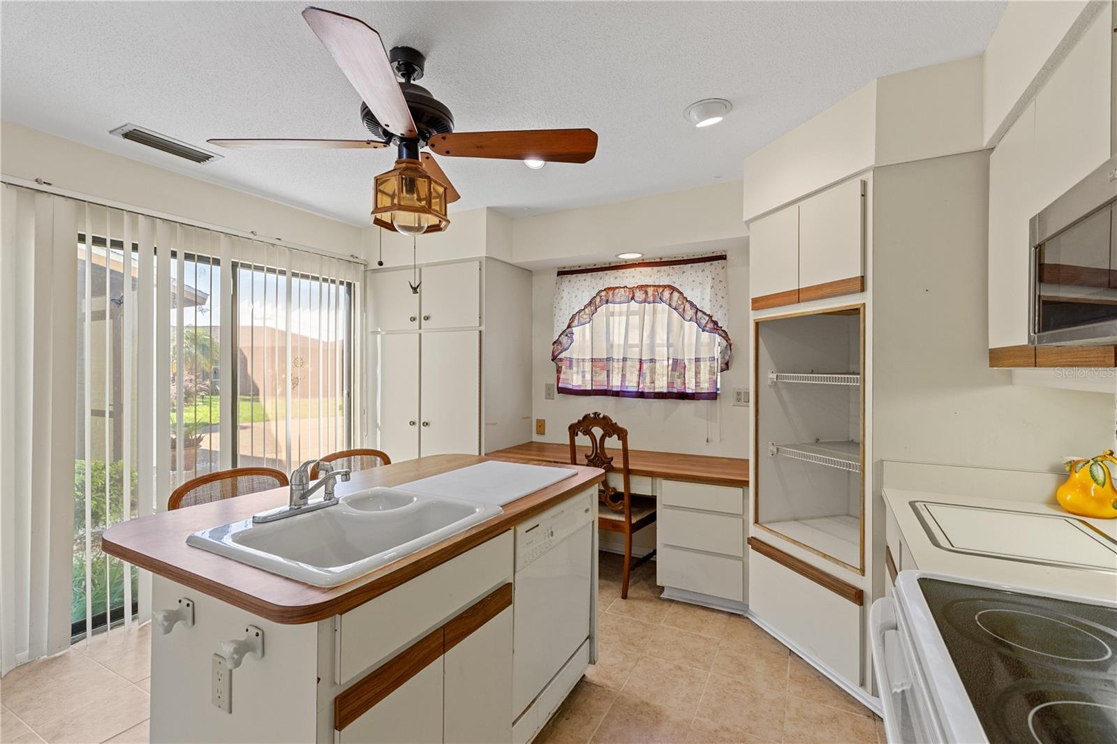 Image 10 of 40 For 1315 Pine Needle Road