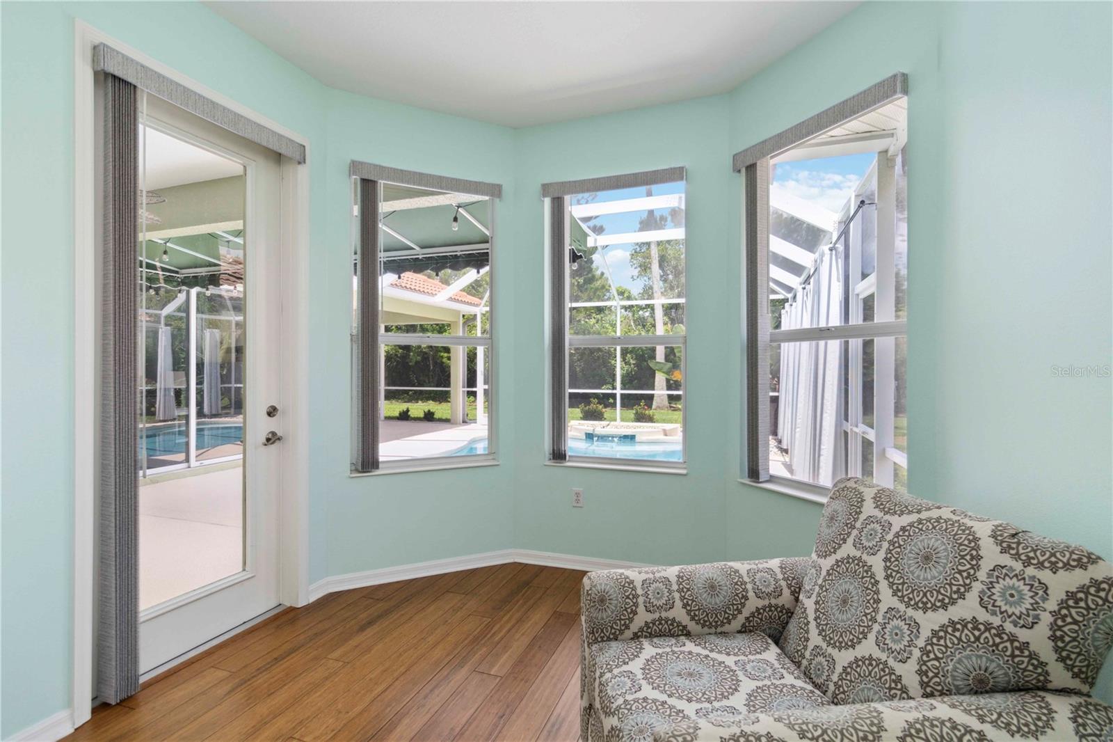 Image 18 of 65 For 6619 Pinefeather Court