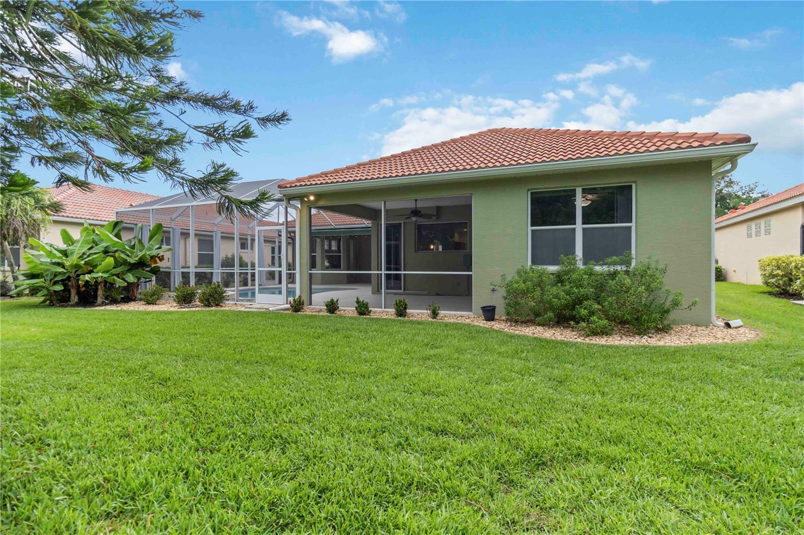 Image 34 of 65 For 6619 Pinefeather Court