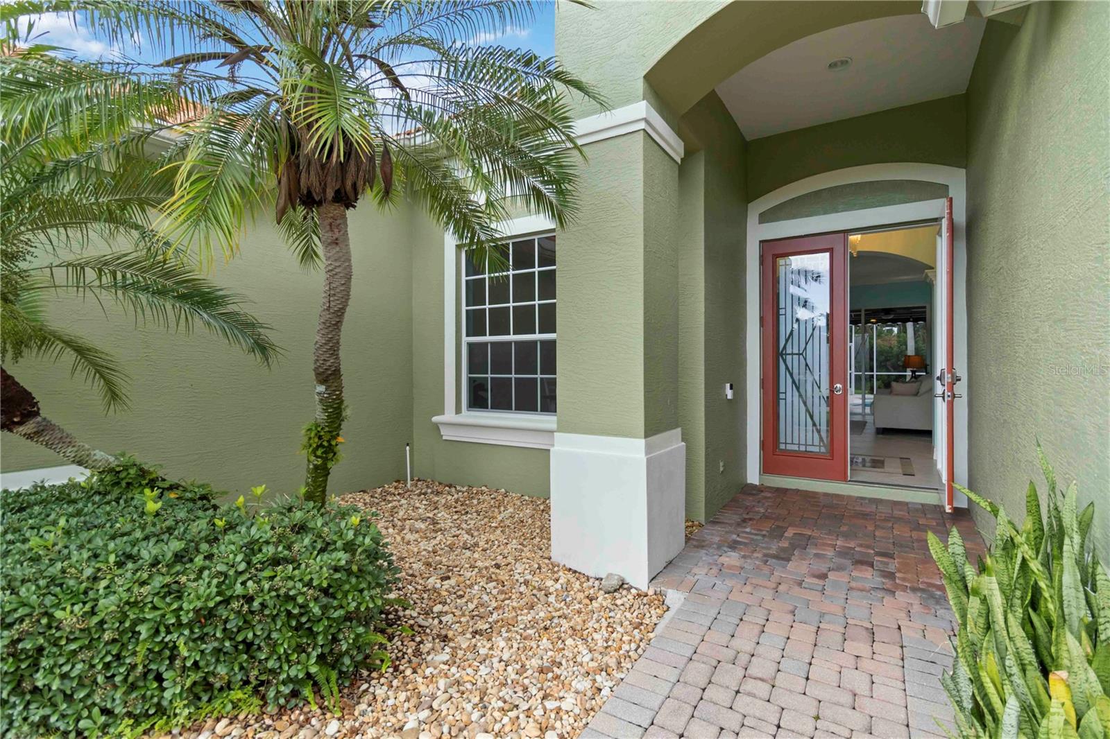 Image 61 of 65 For 6619 Pinefeather Court